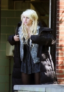 91005W13_MOMSEN_B-GR_11