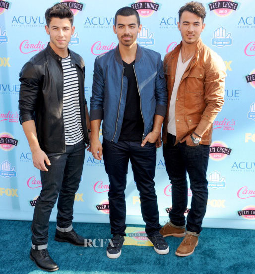 2013 Teen Choice Awards - Arrivals