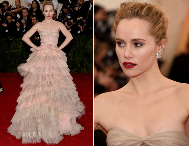 Suki Waterhouse In Burberry - 2014 Met Gala