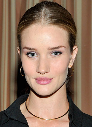 Get The Look: Rosie Huntington-Whiteley’s Shimmering Eyes