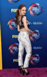 Madelaine Petsch In Giambattista Valli - 2018 Teen Choice Awards