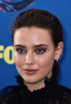 Katherine Langford In Alberta Ferretti - 2018 Teen Choice Awards