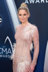 Jennifer Nettles In Uel Camilo - 2018 CMA Awards
