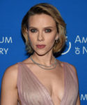 Scarlett Johansson In J. Mendel - American Museum Of Natural History 2018 Gala