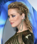 Fashion Blogger Catherine Kallon feature Amber Heard In Julien Macdonald - 'Aquaman' LA Premiere