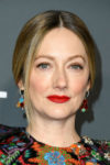 Fashion Blogger Catherine Kallon features Judy Greer In Reem Acra - 2019 Critics’ Choice Awards