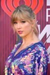 Taylor Swift In Rosa Bloom - 2019 iHeartRadio Music Awards