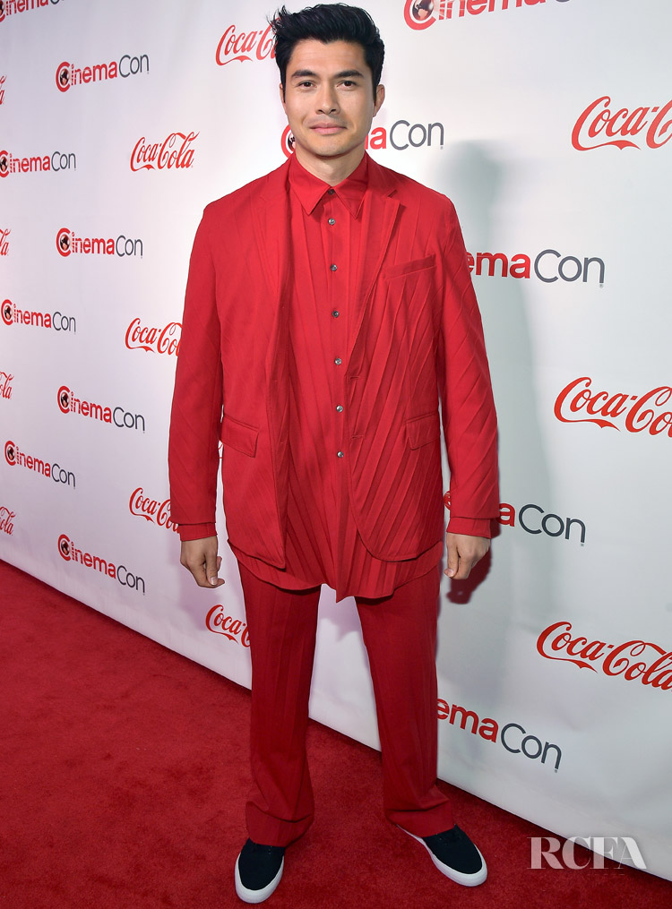 Henry Golding In Valentino Red - CinemaCon 2019