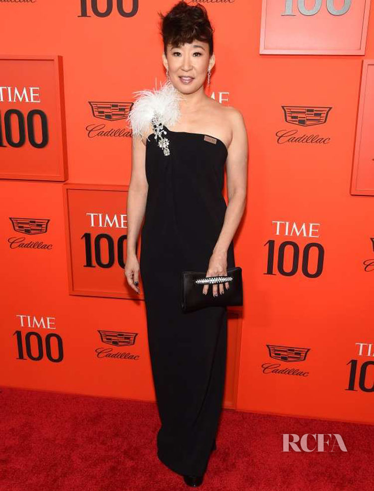 Sandra Oh In Oscar de la Renta - TIME 100 Gala