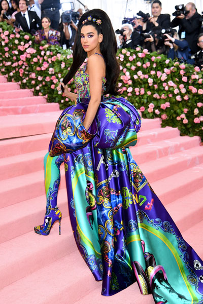 Dua Lipa In Atelier Versace - 2019 Met Gala - Red Carpet Fashion Awards