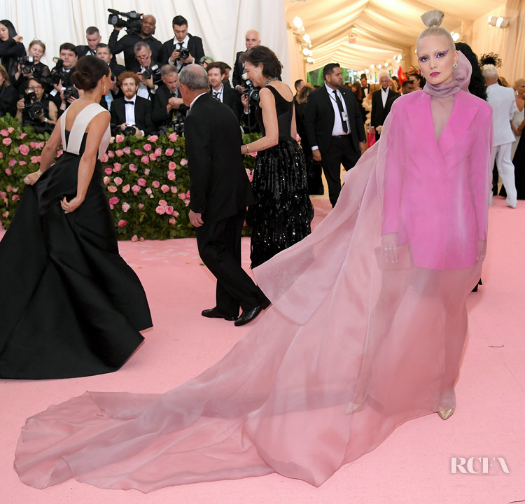 Pom Klementieff In Salvatore Ferragamo - 2019 Met Gala 