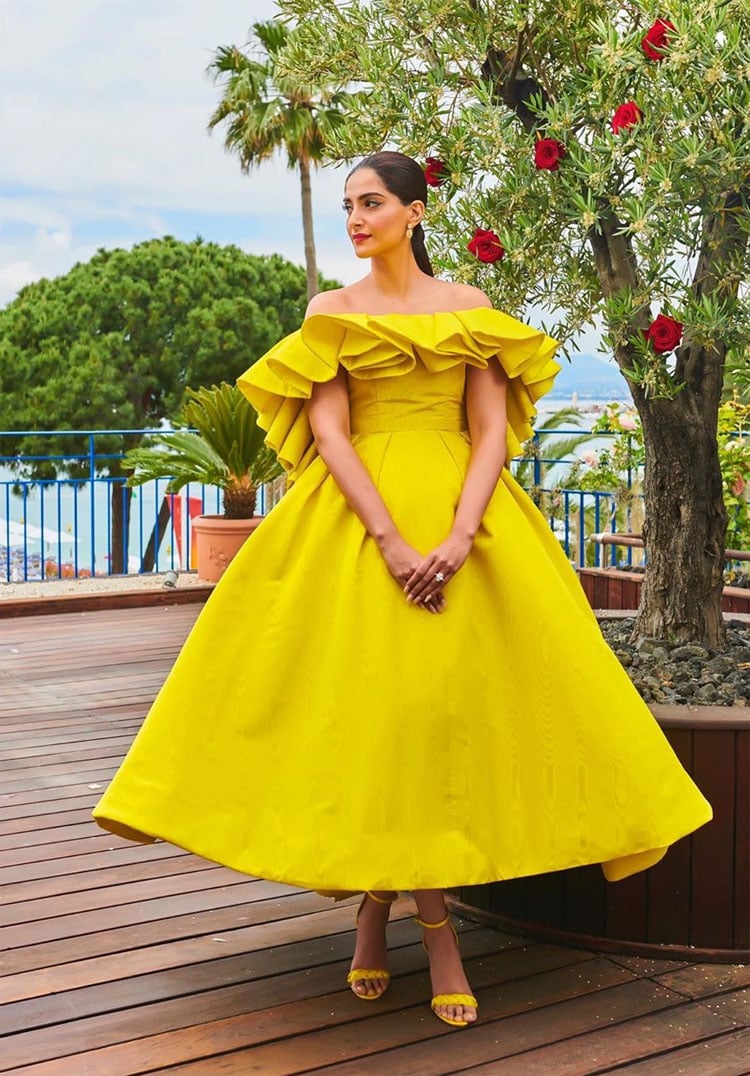 Sonam Kapoor In Ashi Studio Couture – Garden Kings Collection by Chopard Launch