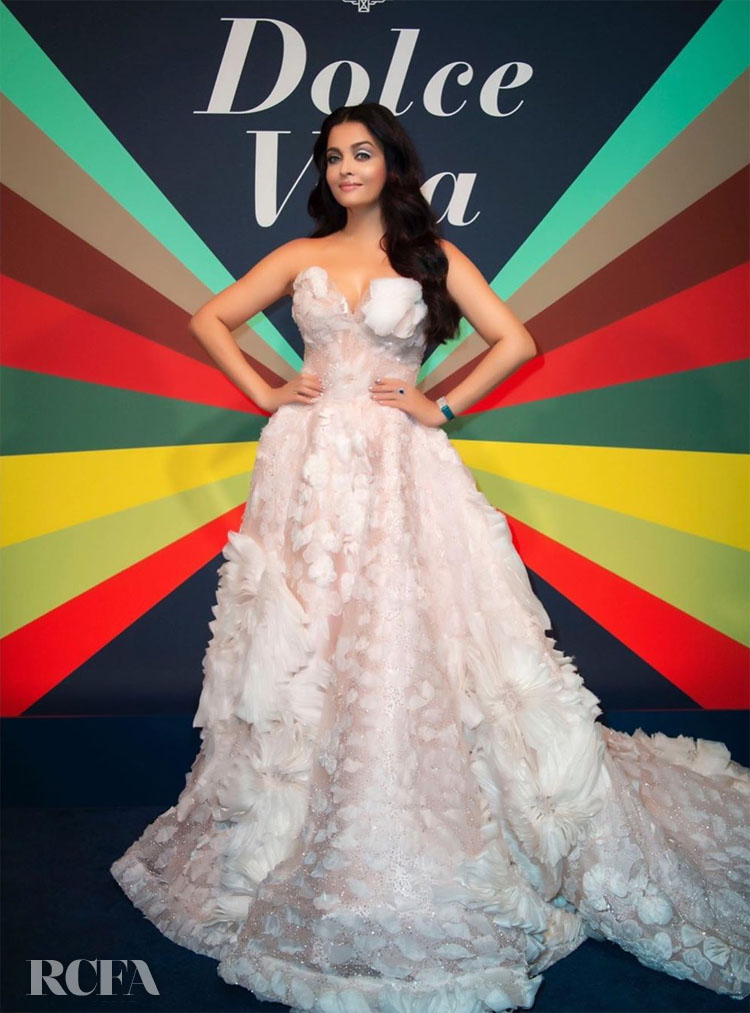 Fashion Metropolitan: Aishwarya Rai Bachchan's Gowns at Cannes  International Film Festival