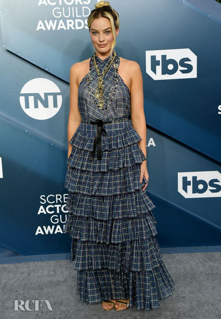 Margot Robbie In Chanel - 2020 SAG Awards Margot Robbie In Chanel - 2020 SAG Awards