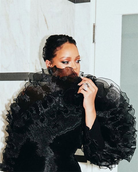 Rihanna Wore Alexandre Vauthier Haute Couture To Beyonce & Jay-Z Oscars Party