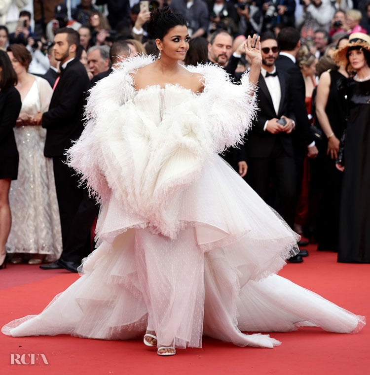 Aishwarya Rai 2019  ‘La Belle Epoque’ Cannes Film Festival Premiere in Ashi Studio Haute Couture 