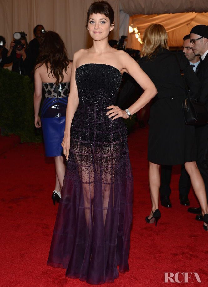  Marion Cotillard In Christian Dior Couture – 2012 Met Gala