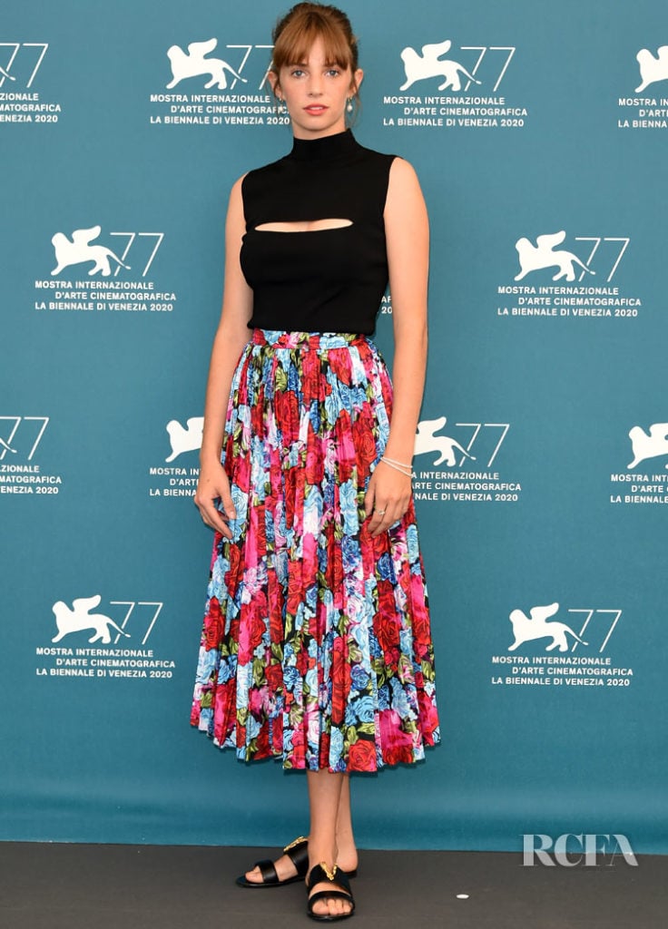 Maya Hawke in Versace - 'Mainstream' Venice Film Festival Photocall
