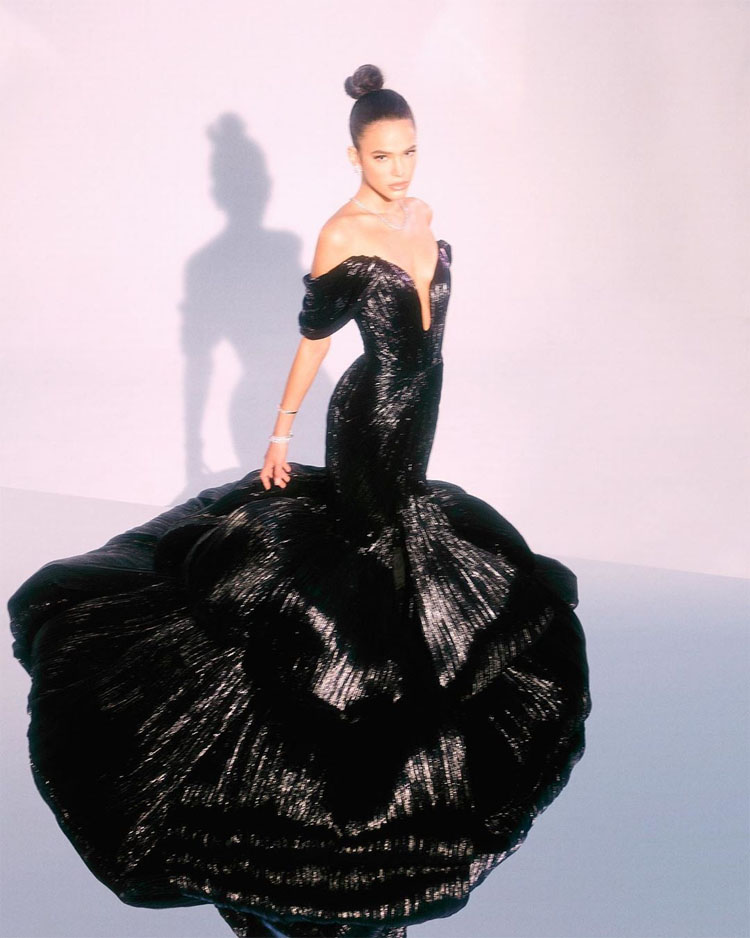 Bruna Marquezine Black Ashi Studio For MTV Miaw 2020