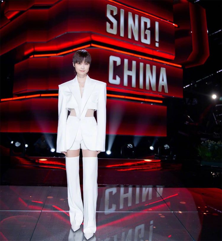 Chris Lee 李宇春 Wore Mugler, Balenciaga, Marni, Balmain & Gucci On Sing China