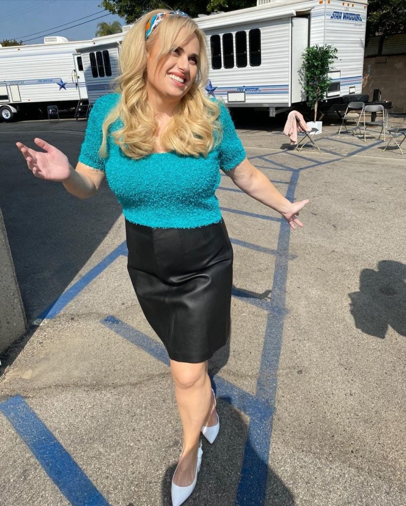 Rebel Wilson Wore Gucci On Set For 'Pooch Perfect'