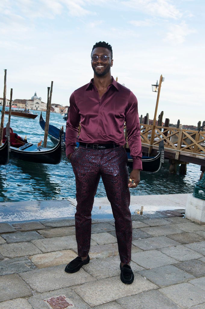 Aldis Hodge Front Row @ Dolce & Gabbana Alta Moda 2021 & Dinner Party