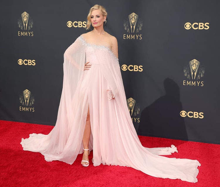 Beth Behrs in Georges Hobeika - 2021 Emmy Awards