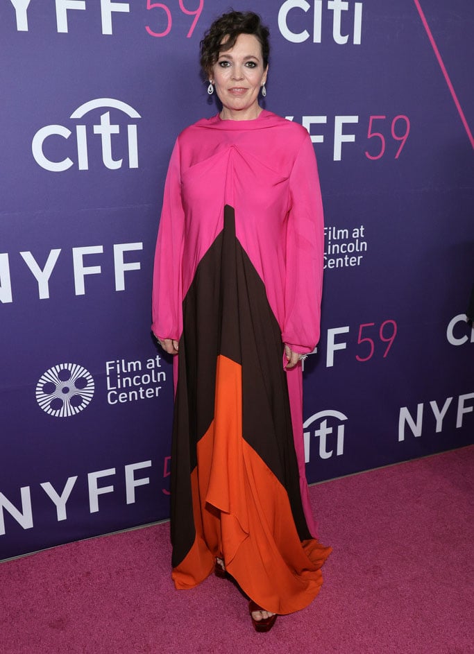 Olivia Colman Wore Roland Mouret To 'The Lost Daughter' New York Film Festival Premiere