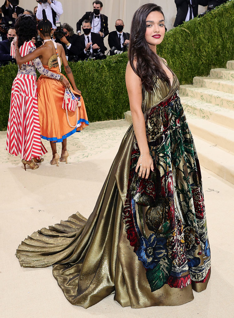 Rachel Zegler in Christian Dior Haute Couture - 2021 Met Gala 