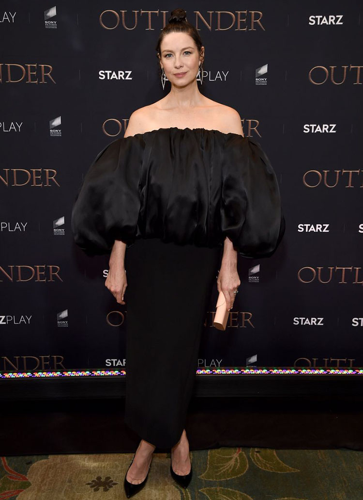 Caitriona Balfe Wore Carolina Herrera To The ‘Outlander’ Season Six Premiere