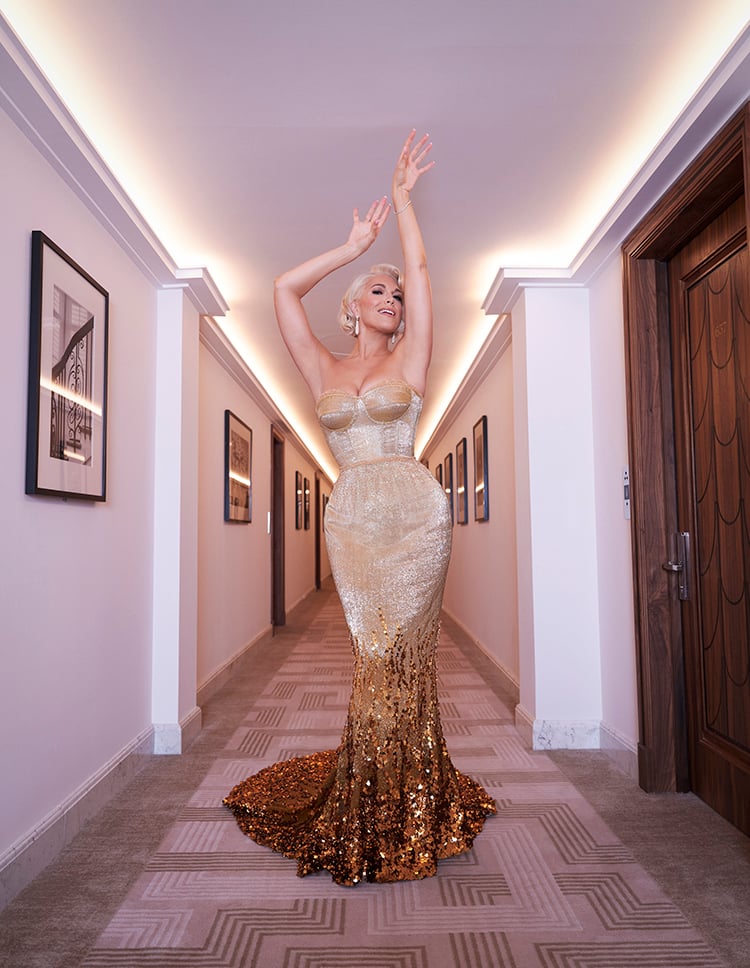 Hannah Waddingham Wore Dolce & Gabbana To The 2022 SAG Awards