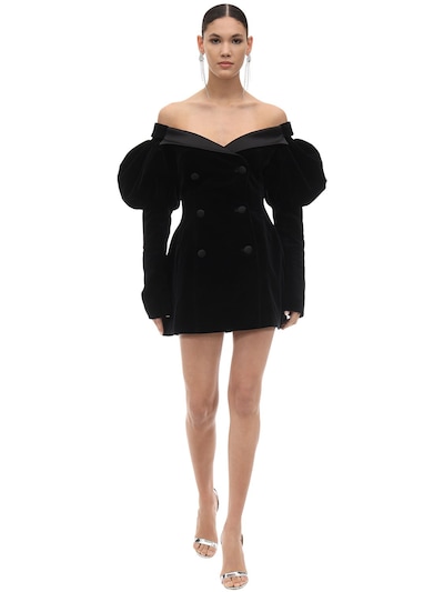 Adele Wore Valentino & Marianna Senchina On Stage At The BRIT Awards 2022 -  Red Carpet Fashion Awards