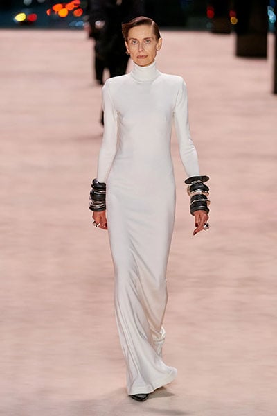 Zoe Kravitz Wore Saint Laurent To The 2022 Vanity Fair Oscar Party - Red  Carpet Fashion Awards