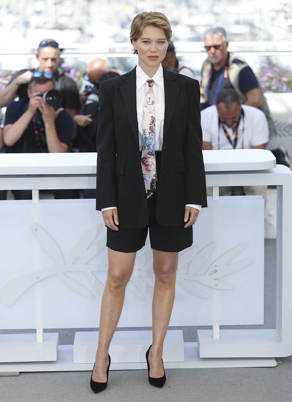 Léa Seydoux Wore Louis Vuitton To The ‘Crimes Of The Future’ Cannes Film Festival Photocall