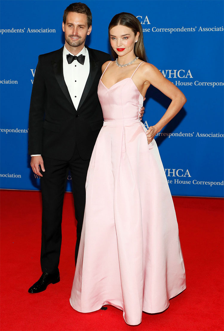 Miranda Kerr Wore Sheila Frank To The 2022 White House Correspondents'  Dinner - Red Carpet Fashion Awards