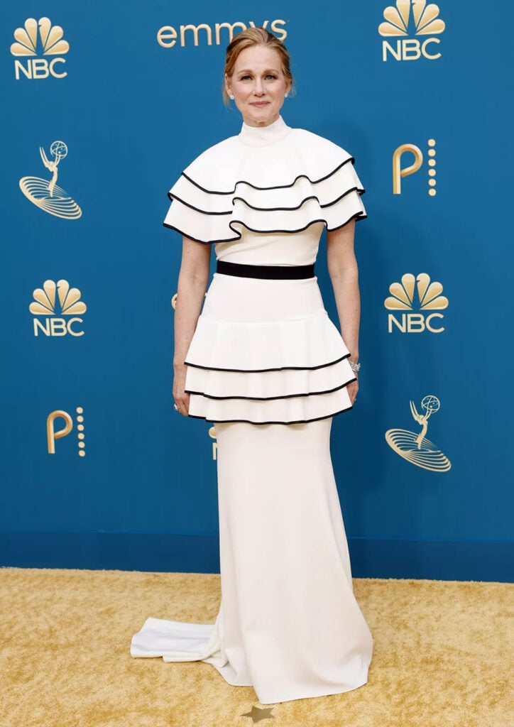 Laura Linney in Christian Siriano - 2022 Emmys