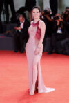 Rachel Brosnahan Wore Atelier Versace To The 'Dead For A Dollar' Venice Film Festival Premiere