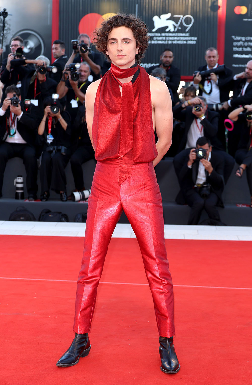 5 Best Red Carpet Looks Of Timothee Chalamet; Willy Wonka, Louis Vuitton,  Haider Ackerman