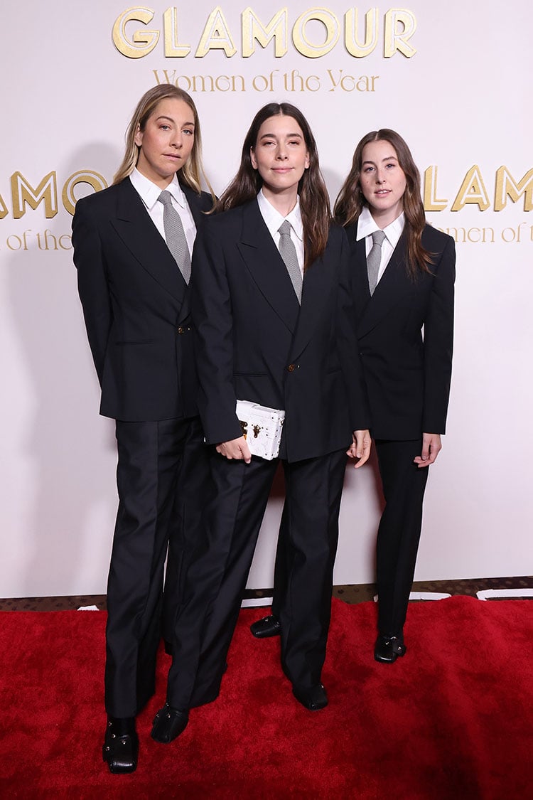 Haim Wore Louis Vuitton To The 2022 Glamour Women Of The Year Awards