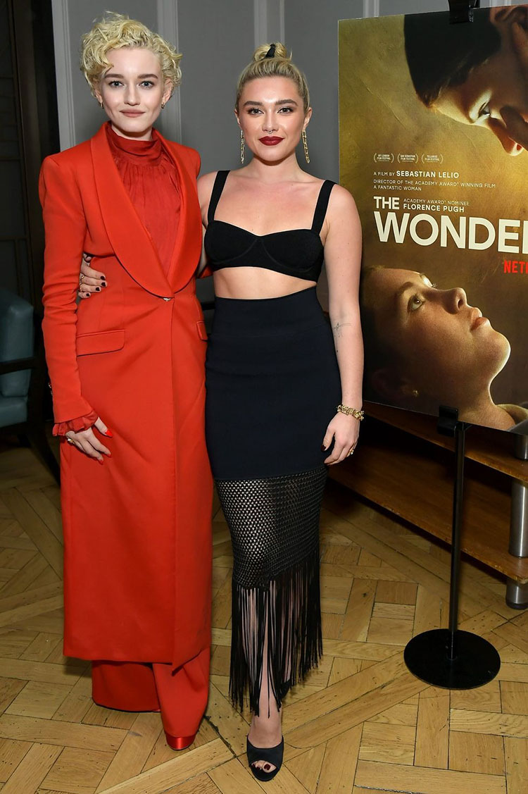 Julia Garner & Florence Pugh Attend ‘The Wonder’ Tastemaker Event