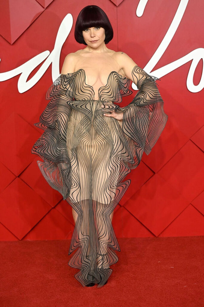 Paloma Faith 
Iris Van Herpen Fall 2017 Haute Couture 
The Fashion Awards 2022