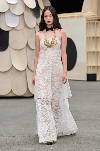 Best Dressed Lily Collins Chanel Haute Couture
