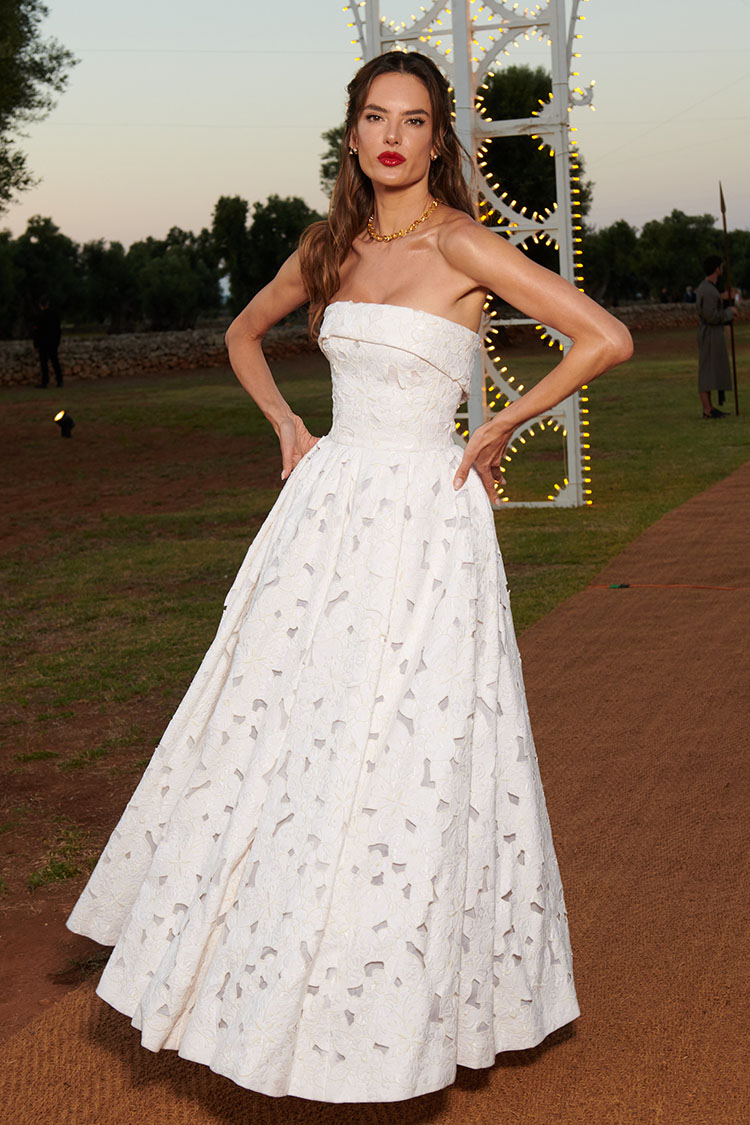 Alessandra Ambrosio Dolce & Gabbana Alta Gioielleria 2023