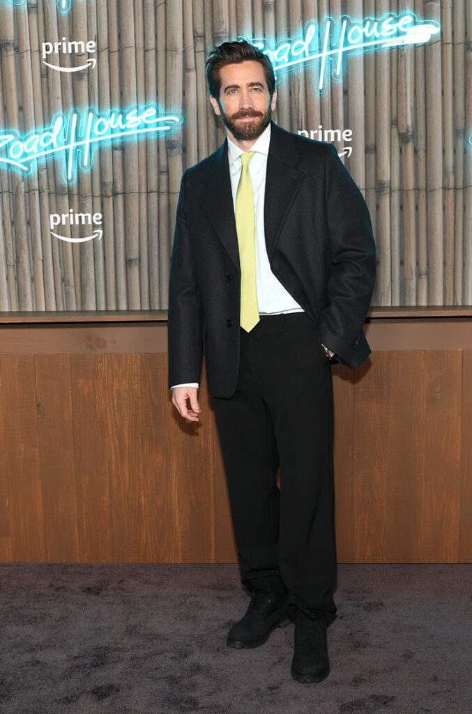 Jake Gyllenhaal attends the "Road house" New York Premiere
