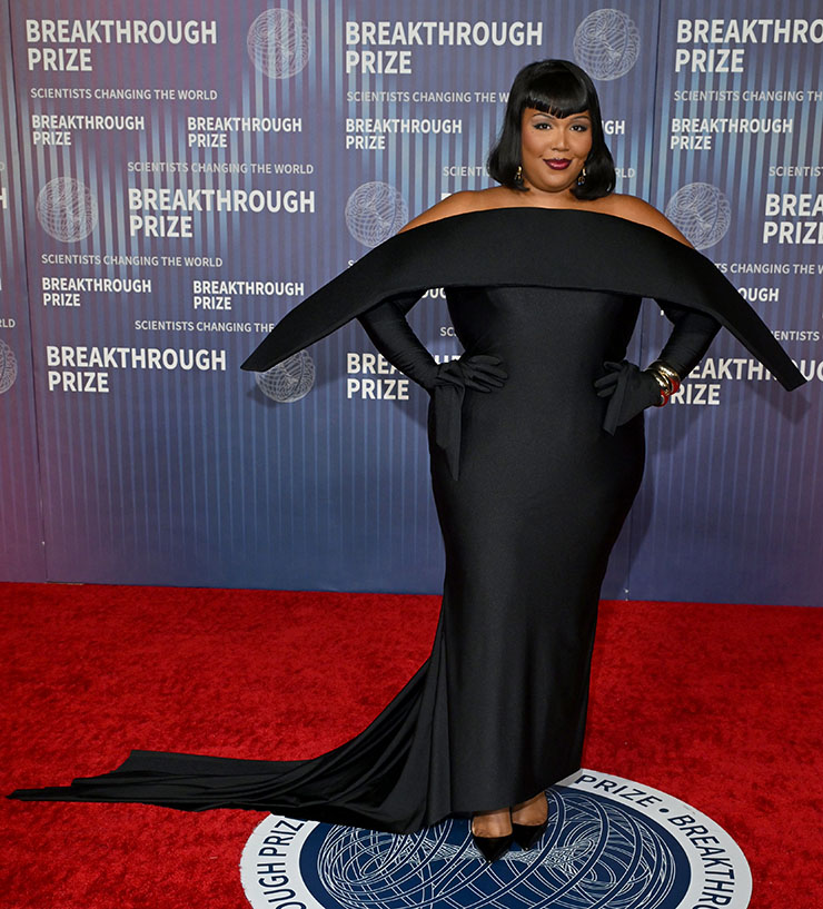 Lizzo Wore Quine Li To The 2024 Breakthrough Prize Ceremony