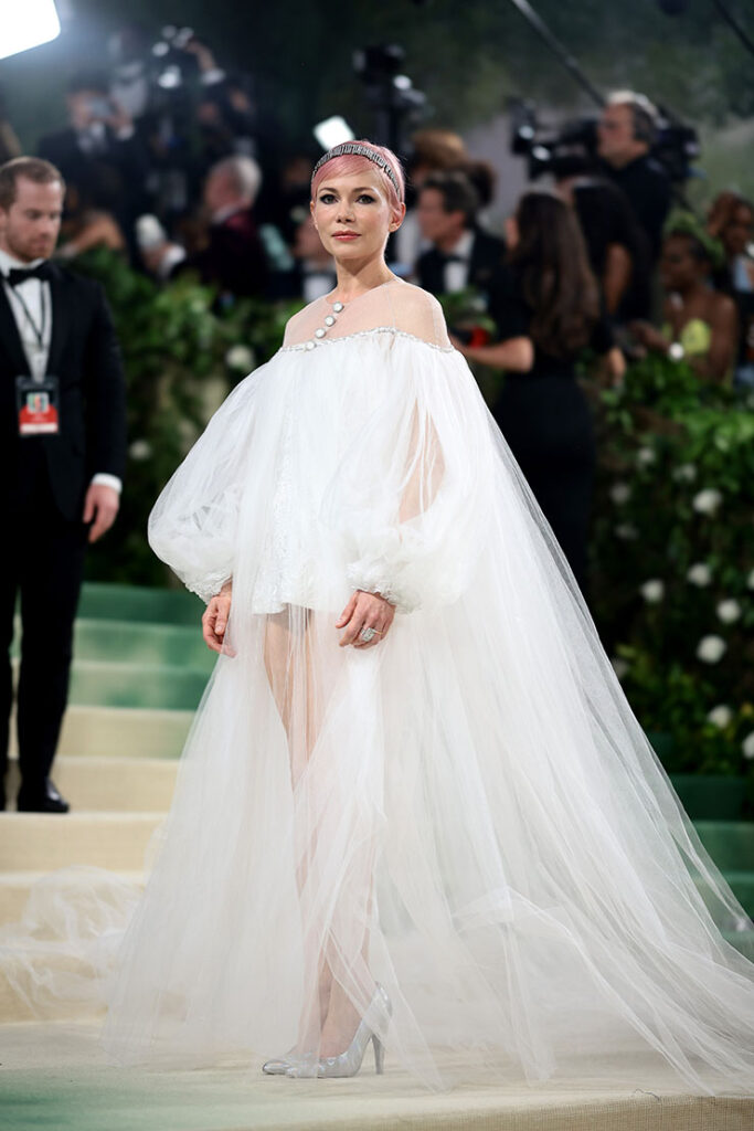 Michelle Williams attends The 2024 Met Gala Celebrating "Sleeping Beauties: Reawakening Fashion"