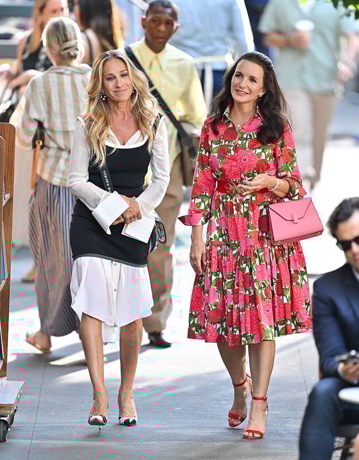 Sarah Jessica Parker Wore Liza Bruce & Kristin Davis Wore La DoubleJ On The Set Of ‘And Just Like That…’