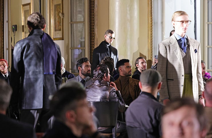Alex Hassell and Rege-Jean Page attend the dunhill Fashion Show during Milan Fashion Week Menswear Fall/Winter 2025-2026 