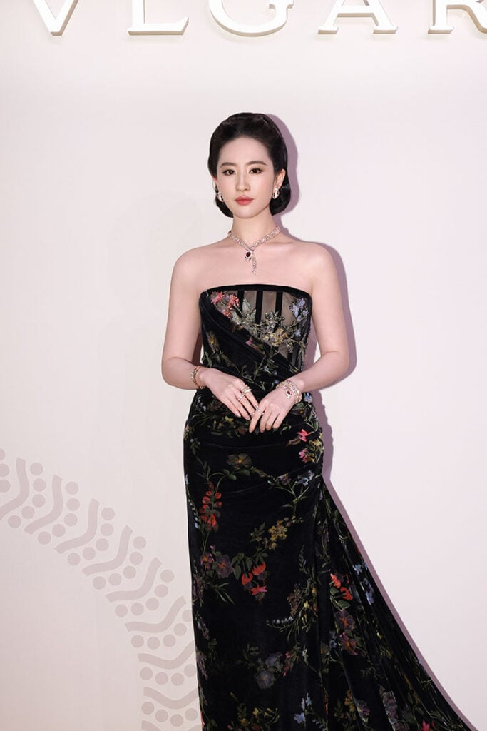 Liu Yifei Wore Elie Saab Haute Couture To The Bvlgari Infinity Serpents Exhibition Opening Ceremony