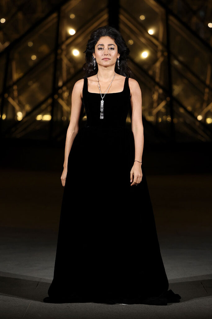 Golshifteh Farahani attends the "Le Grand Diner du Louvre" Passage Richelieu Photocall